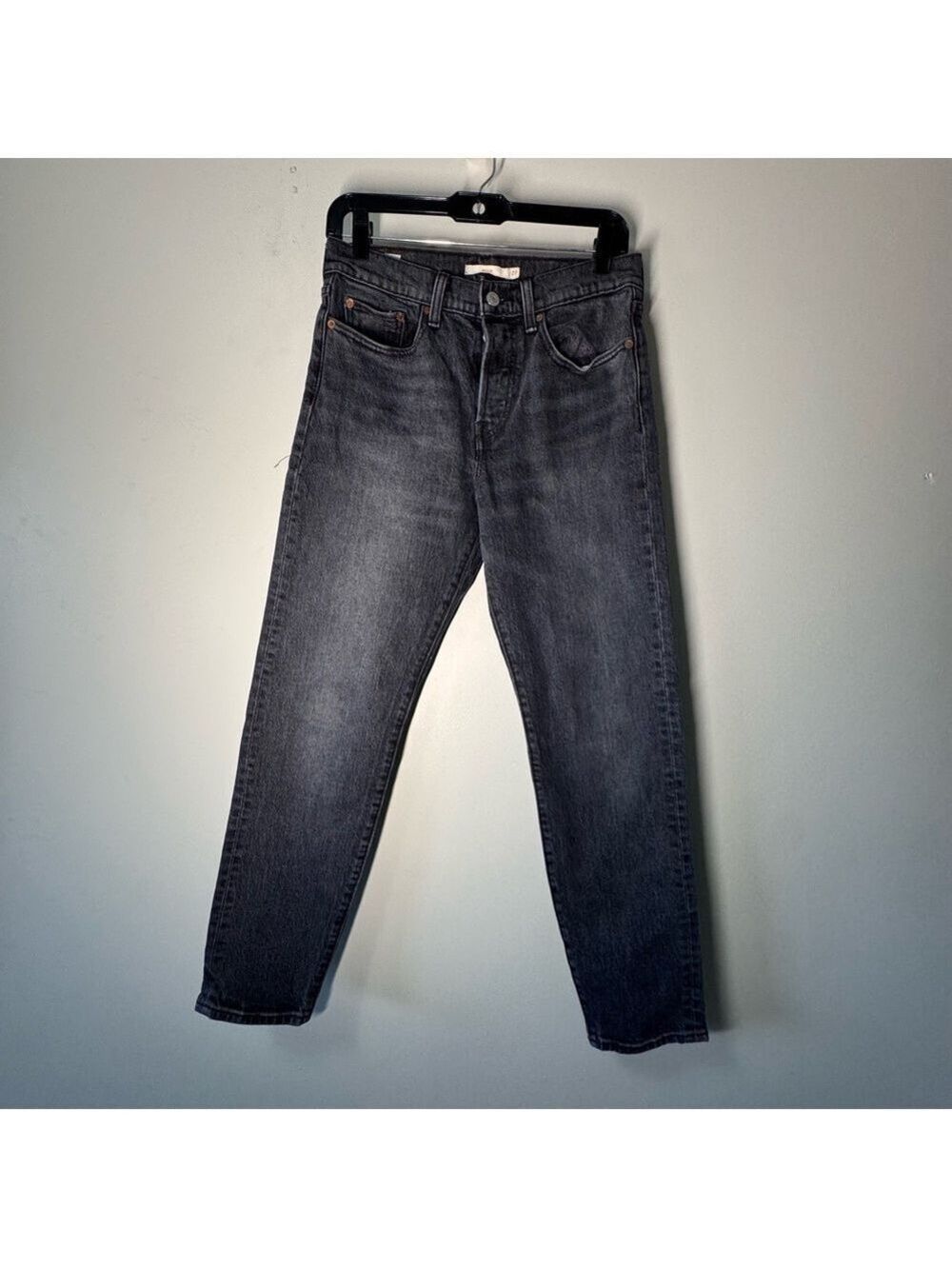Levi's Premium Wedge Women's Cropped Jeans size 27